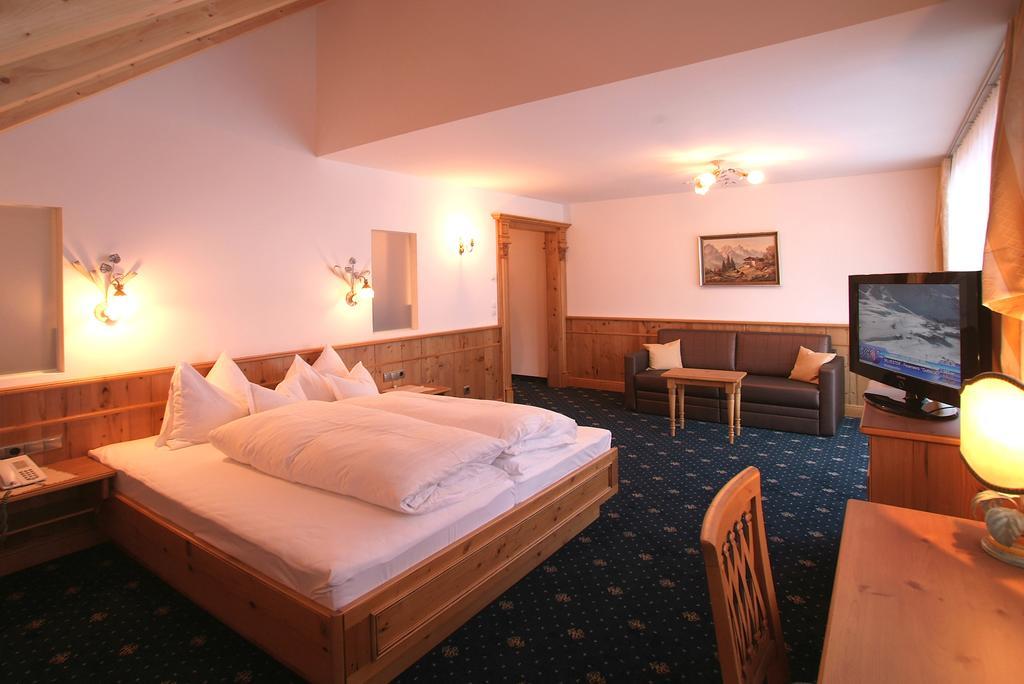 Hotel Fatlar Ischgl Bilik gambar